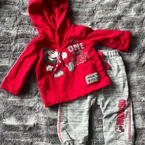 Mickey Mouse Outfit, never worn!